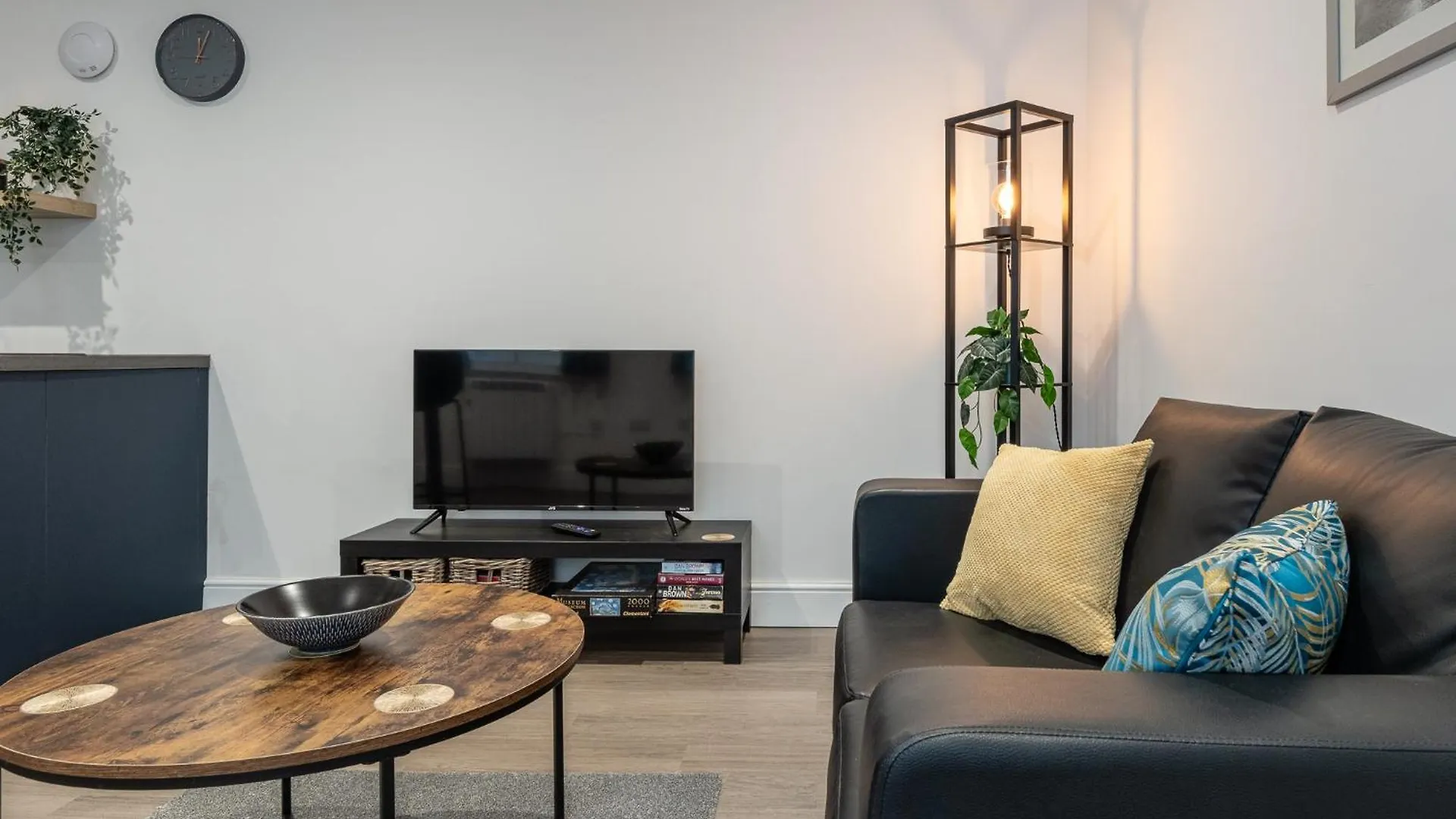 Gorgeous 1 Bed Apartment In Central Cheltenham! 0*, Cheltenham Velká Británie