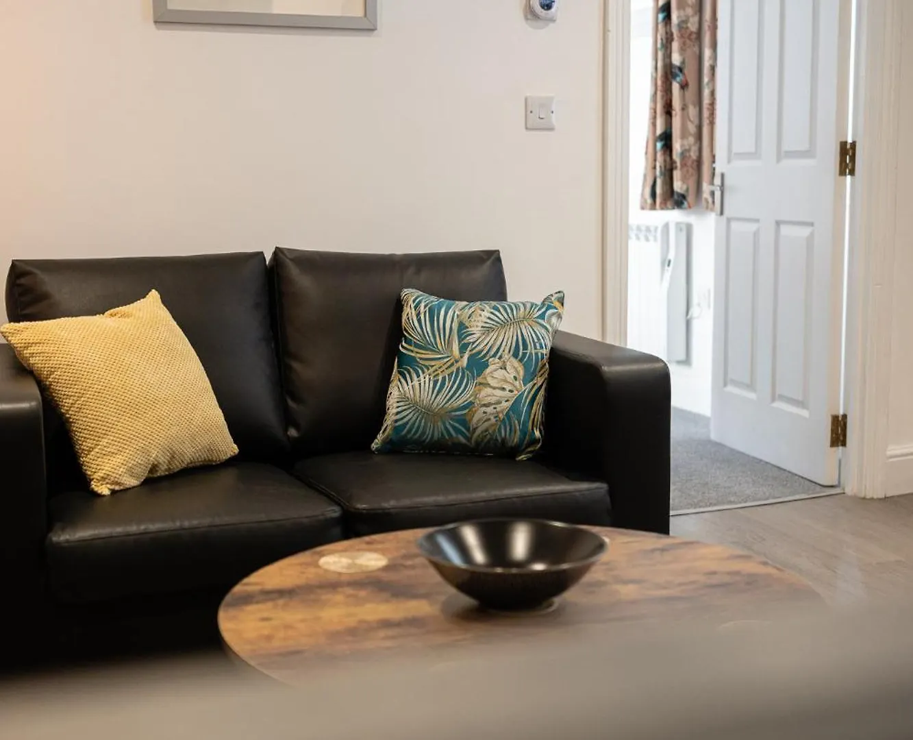 Gorgeous 1 Bed Apartment In Central Cheltenham!