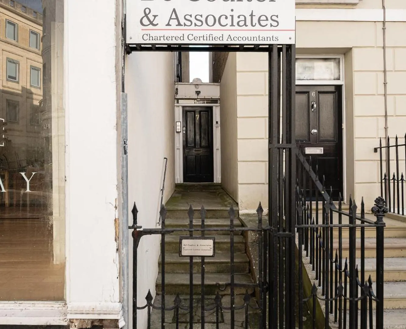 Gorgeous 1 Bed Apartment In Central Cheltenham!